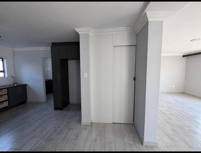 5 BEDROOM HOUSE FOR SALE IN ANNLIN